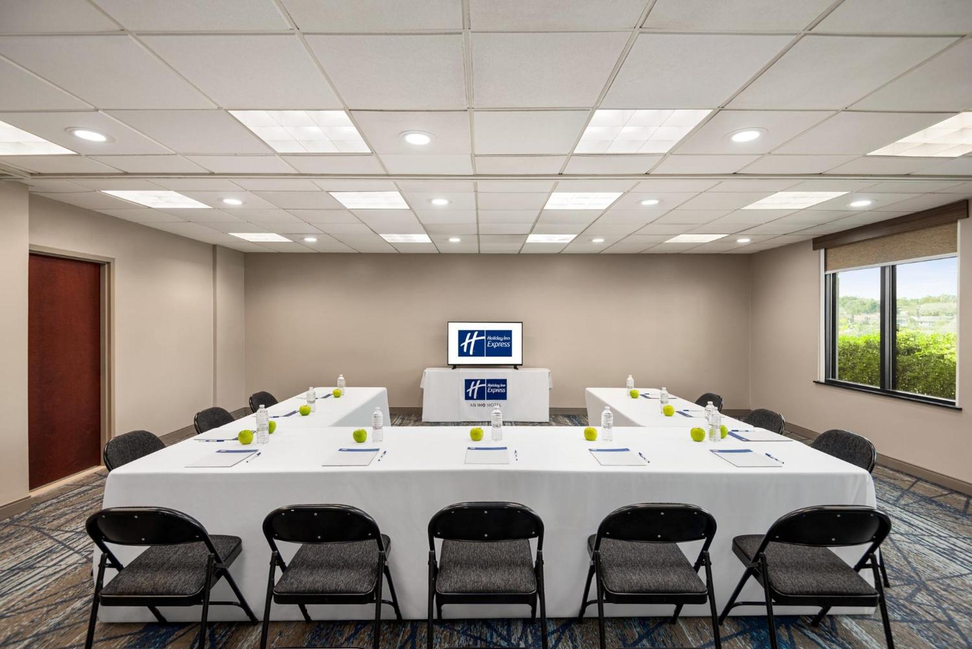 Holiday Inn Express & Suites Mobile West I-10 By Ihg Tillmans Corner Ngoại thất bức ảnh